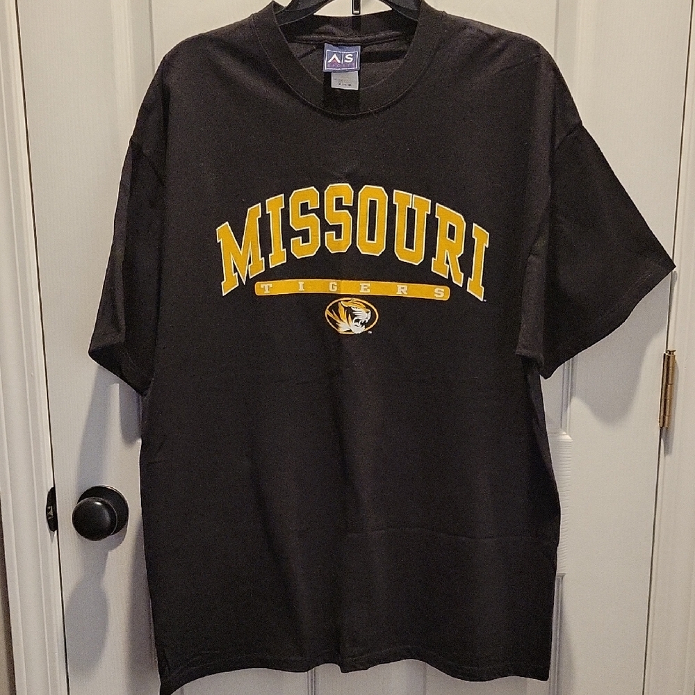 Men's Black Missouri Tigers Short Sleeve T-Shirt, A|S Sports, size XL